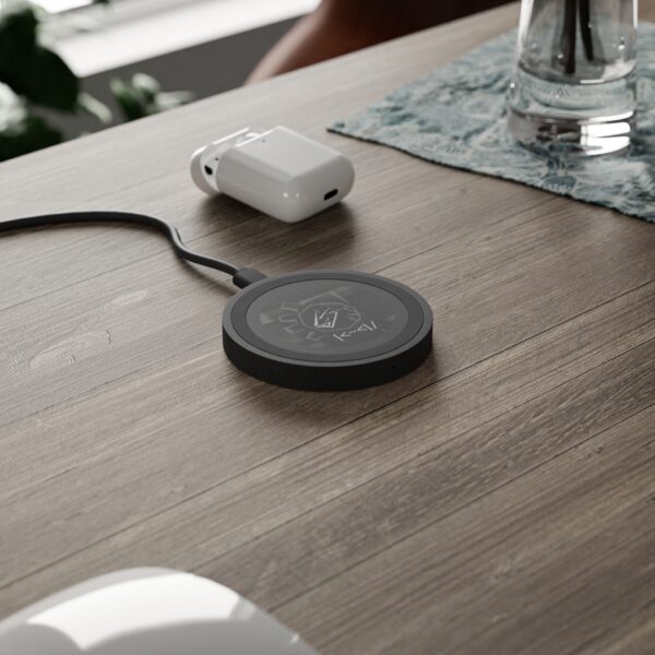 Quake Wireless Charging Pad - Image 7